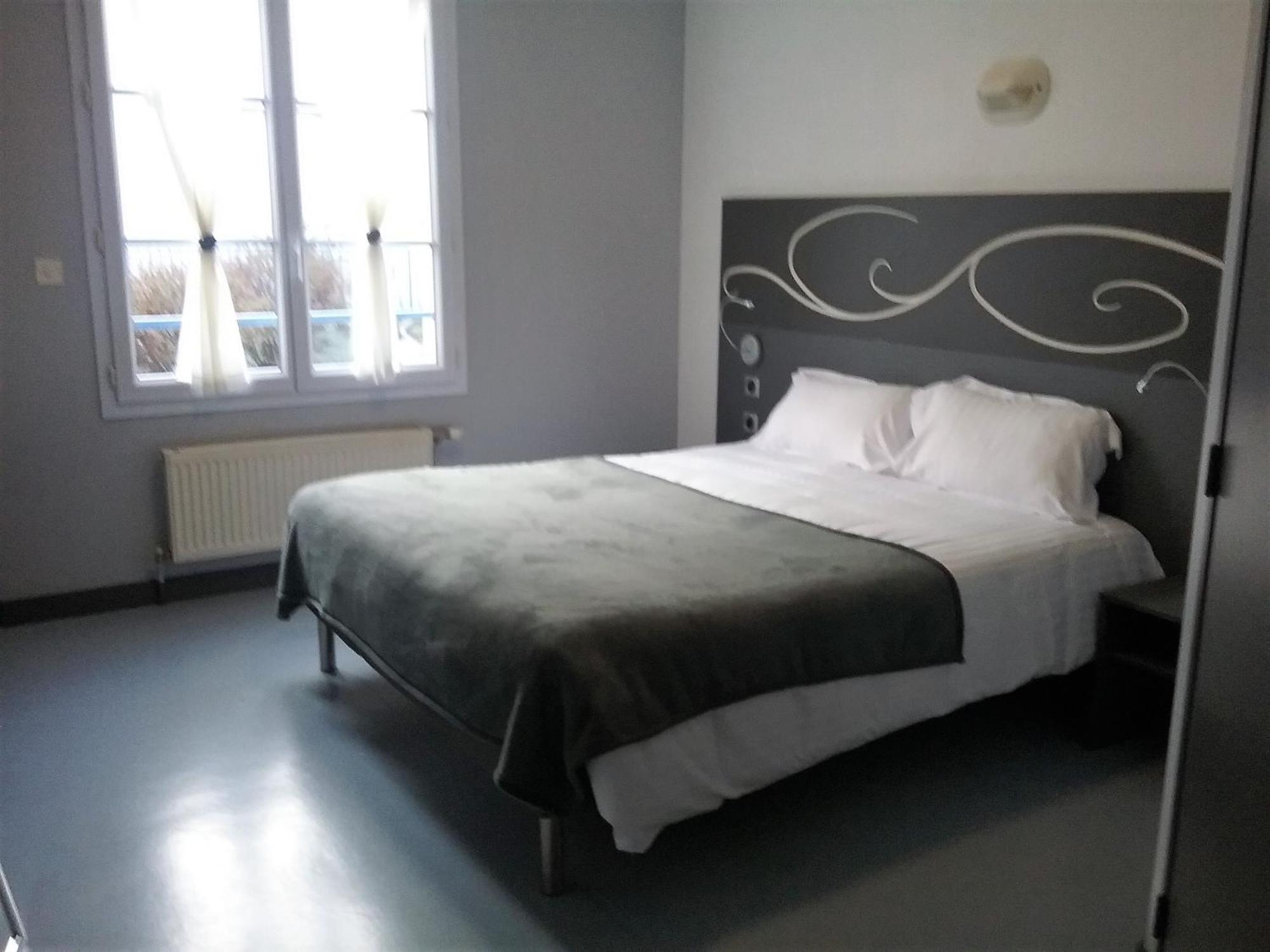 Le Clos Albert Loudun Habitación foto